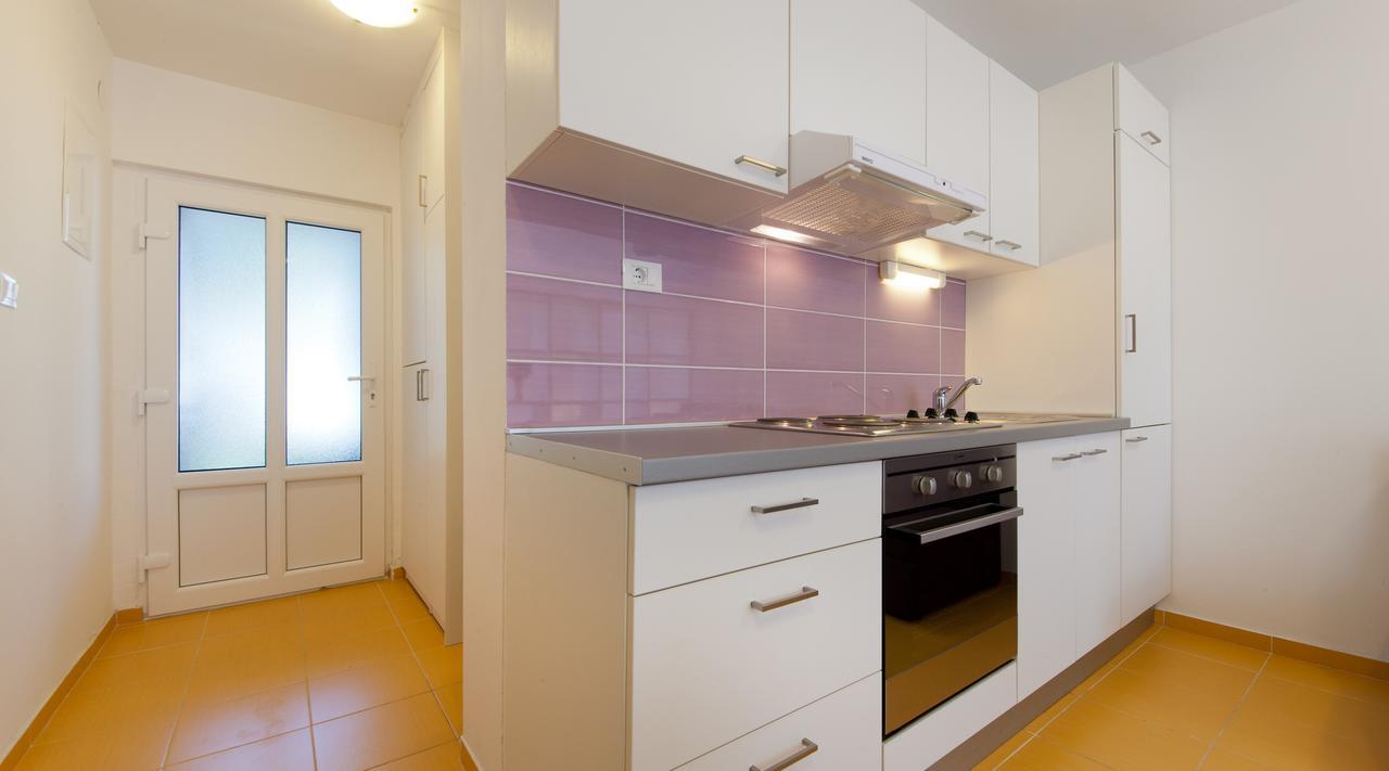 Apartments Lopari Нерезине Екстер'єр фото